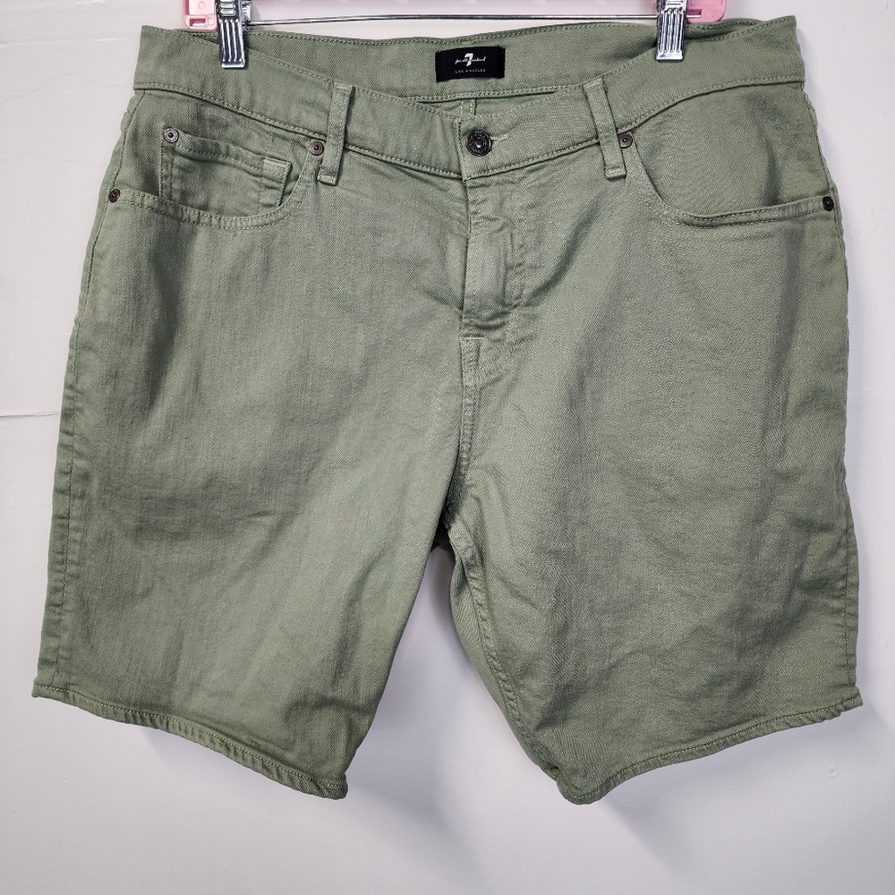 7 for All Mankind Shorts Size 33 Jeans Green With 5 Pockets